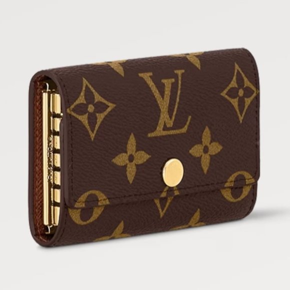 Louis Vuitton Accessories - Louis Vuitton Multicles Six-Key Holder / signature Monogram LV